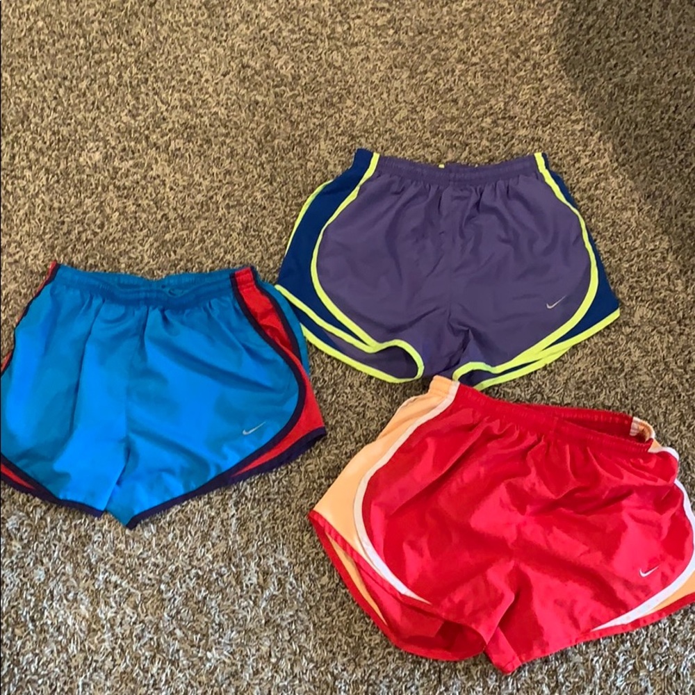 3 pairs of nike Women’s shorts size- S, S, XS